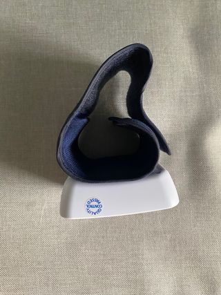 Tensiómetro de muñeca compacto