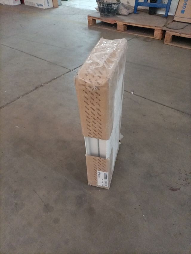 Radiador de chapa ROCA PccP 600x300