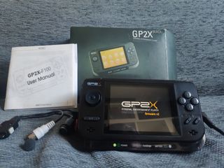 GP2X F100 Gamepark Portátil Completa