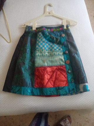 FALDA DESIGUAL