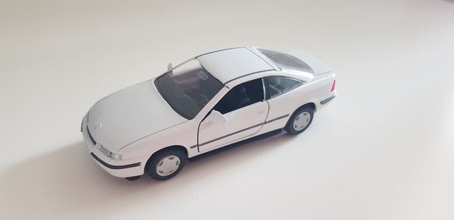 Opel Calibra 1:43