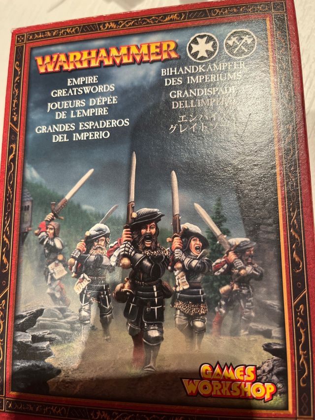 caja: grandes espaderos warhammer imperio