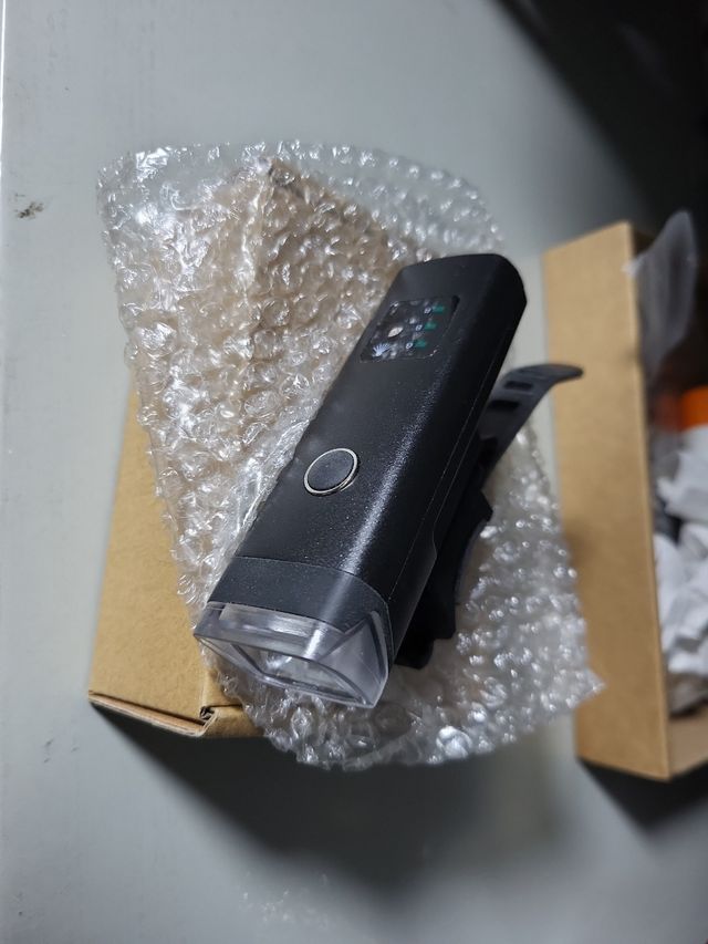 Luz delantera MTB y Gravel