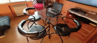 Mesa cuadrada cristal 80+4 sillas hierro