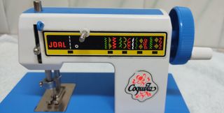 Maquina de coser Croqueta de juguete
