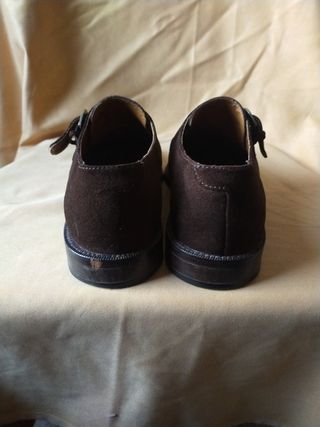 Zapatos de piel elegantes talla 40