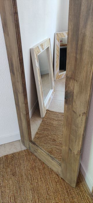 FINNBOGI: Espejo de madera