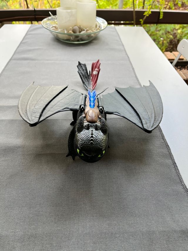 Como entrar a tu dragón: playmóvil