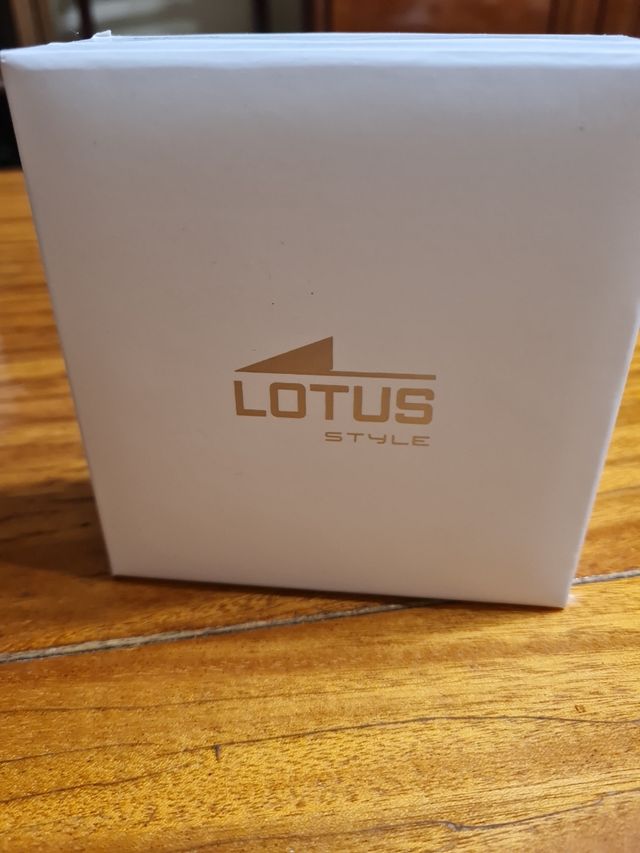 Pulsera de acero de Lotus Style