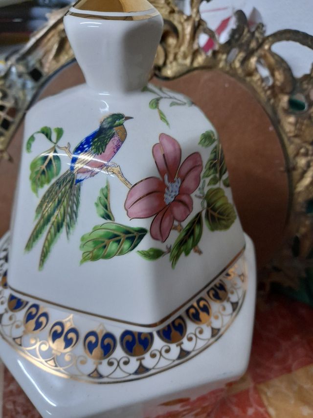 Jarrón retro en cerámica.