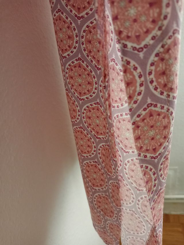 Vestido midi de tirantes