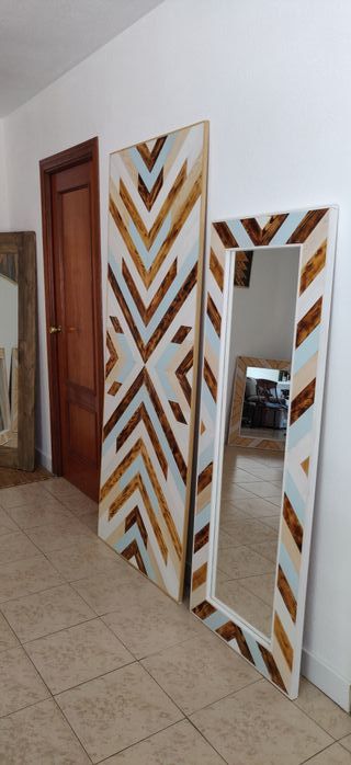 GARDAR: Espejo de cuerpo entero geometrico