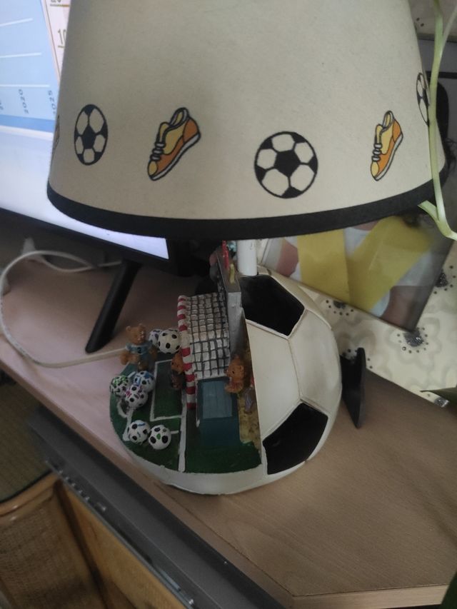 Lampara de futbol ver preciosos detalles