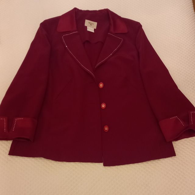 Traje de señora. Ceremonia