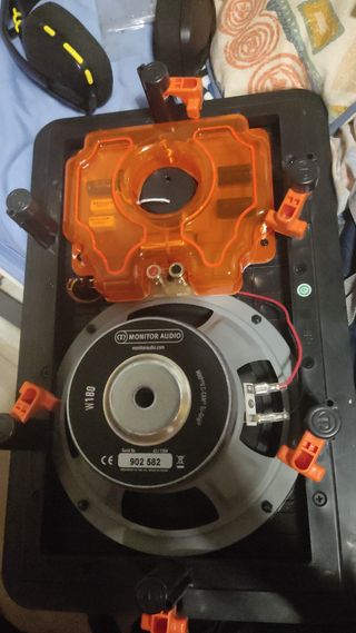 Altavoz de pared Monitor Audio W180 CUSTOM SERIES