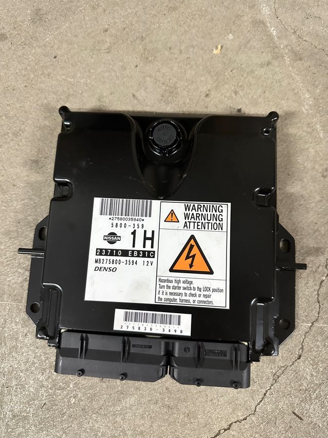 Centralita motor ECU Nissan Pathfinder Navara.