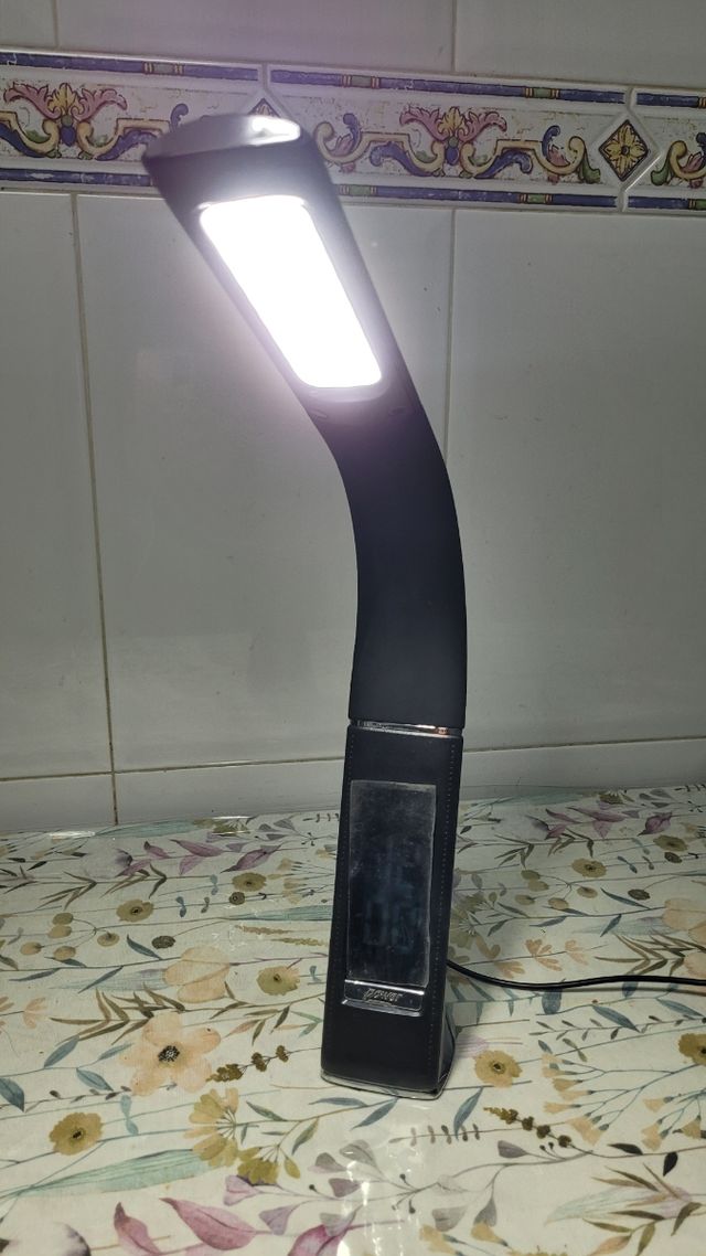 Lámpara de mesa o flexo