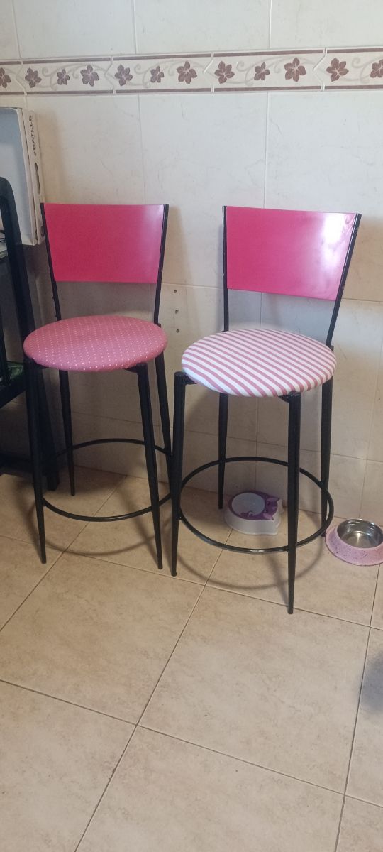 Taburetes restaurados