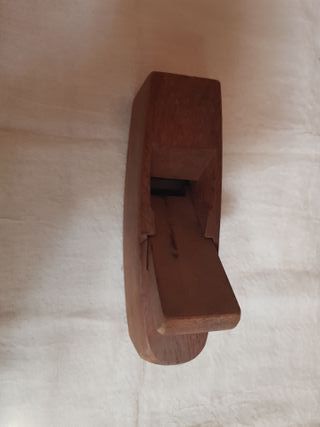 Cepillo de carpintero de madera
