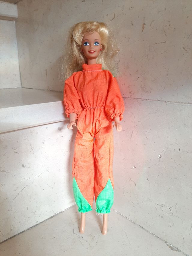 Barbie mattel vestito neve con capelli biondi