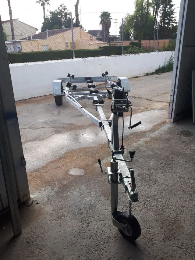 Remolque náutico en ¡OFERTA! Solo esta unidad