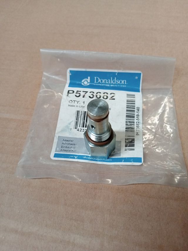P573682 Adaptador Donaldson