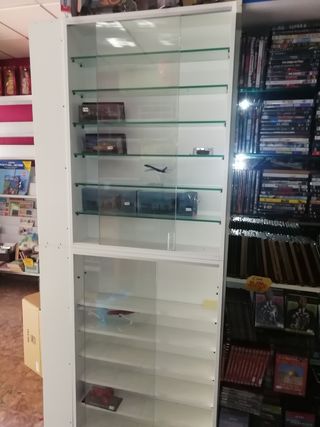 Mobiliario de prensa y revistas