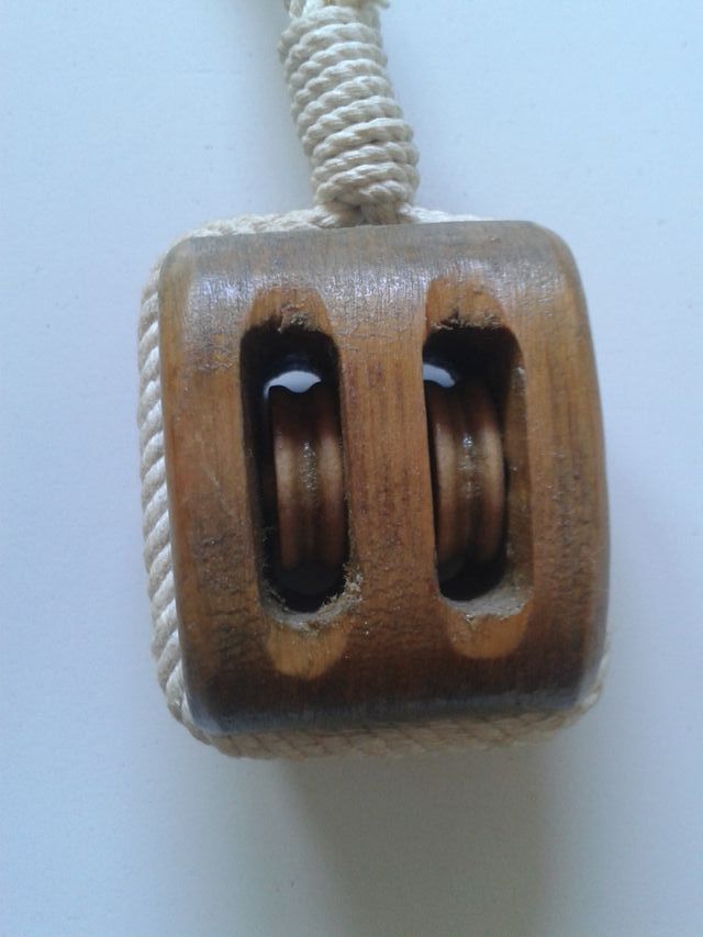 LLAVERO ARTESANAL POLEA GARRUCHA PASTECA