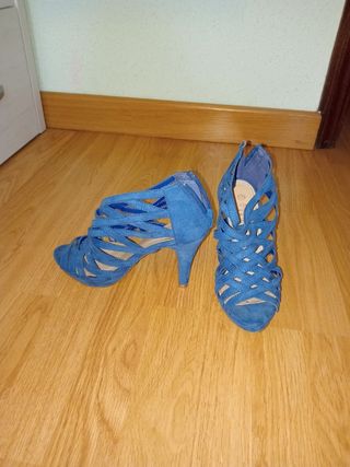 Sandalias tacón azul 