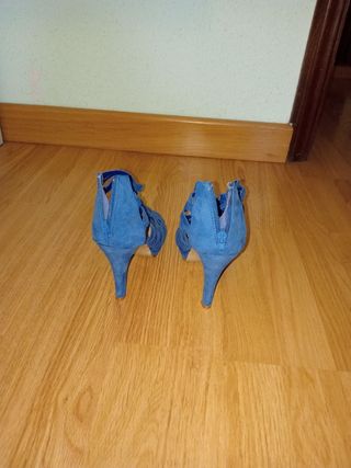 Sandalias tacón azul 