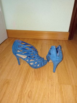 Sandalias tacón azul 