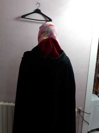 Capa española mujer