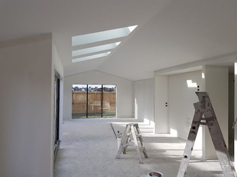 Luces indirectas y techos decorativos con pladur y