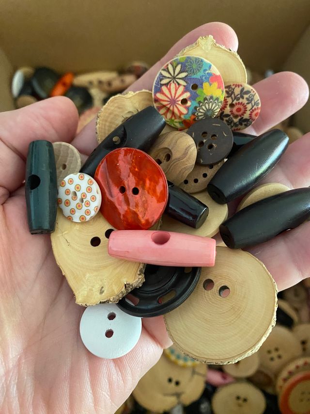 BOTONES DE COLORES 50 unidades