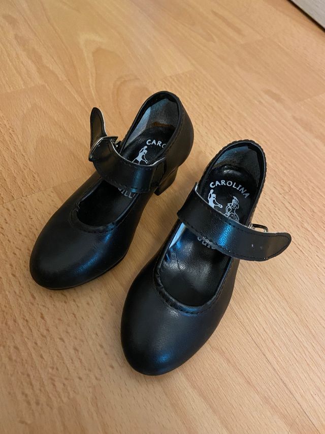 zapatos flamenca 22. Carolina Guillo