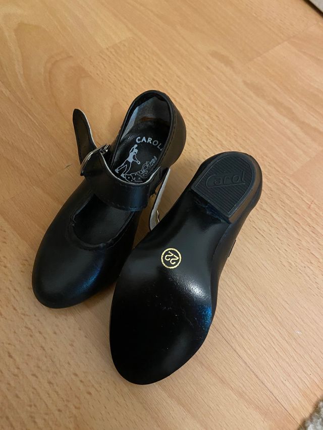 zapatos flamenca 22. Carolina Guillo