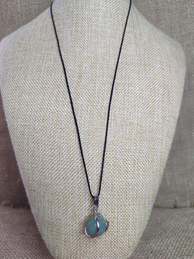 Colgante luna mineral