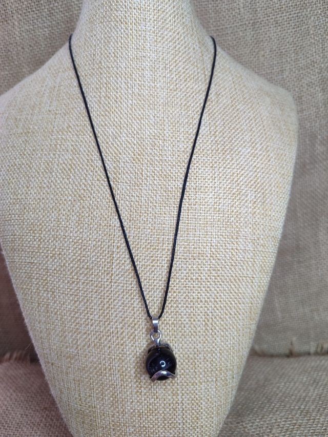 Colgante luna mineral