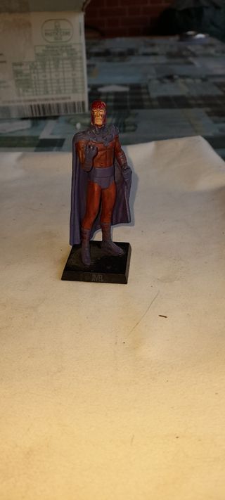lotto Statuette Marvel