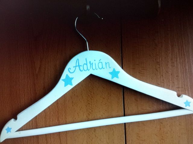 Percha personalizada. Niños. Regalo infantil