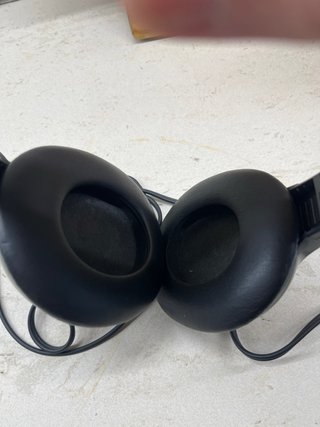Auriculares SONY MDR-P10