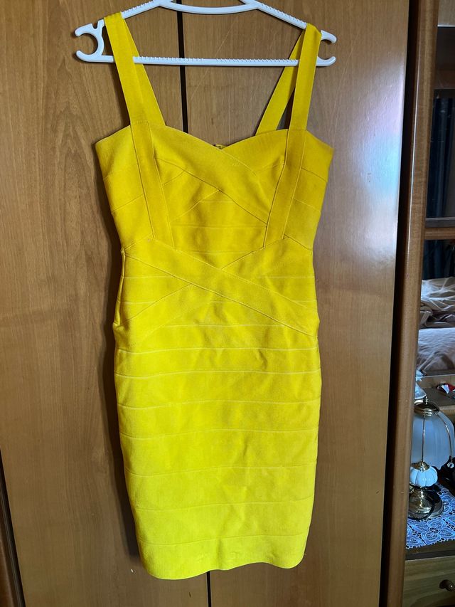 vestido bandage amarillo