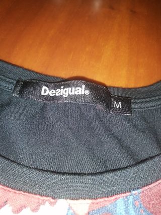 Camiseta/túnica Desigual. T. M
