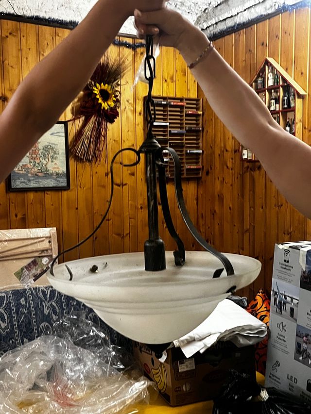 lampadari da ingresso entrambi i lampadari