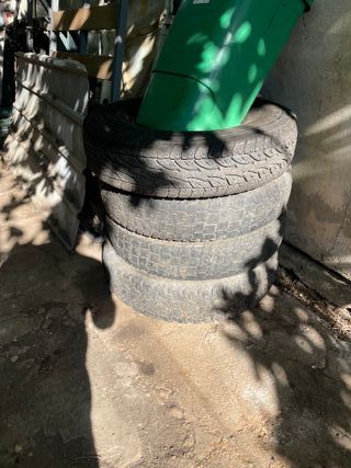 Ruedas 750/16 land rover