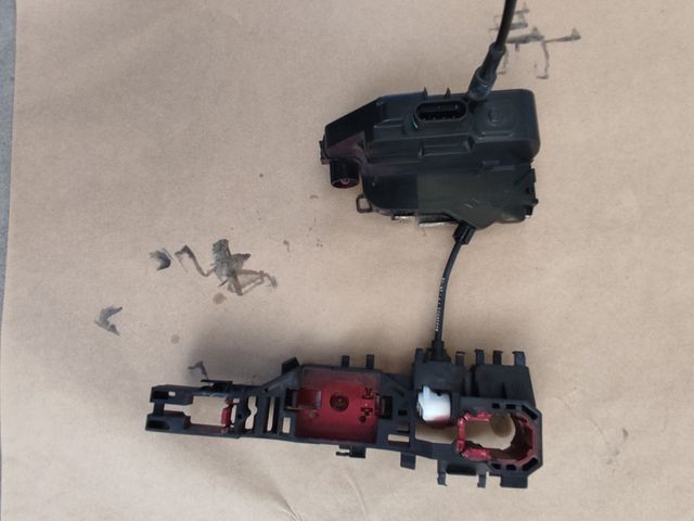 CERRADURA DEL. DERCH. RENAULT SCENIC