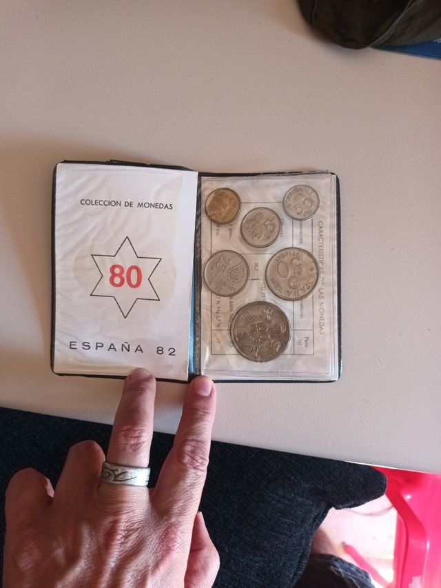 Coleccion Monedas mundial 82☆80