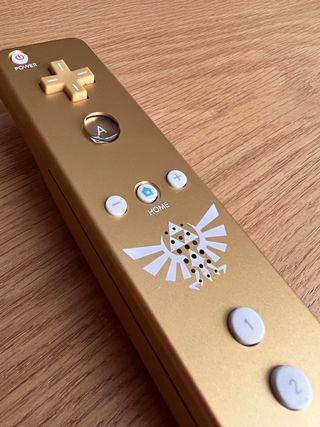 Mando Wii Mote Edicion Limitada Zelda Dorado