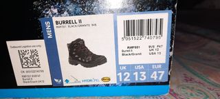 Botas n47 equivale a un 45
