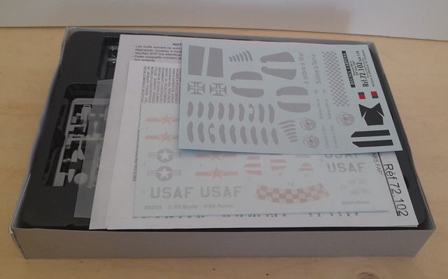 Hobbyboss 1/72 80233 - T-6G "texan" with FAP-Portu